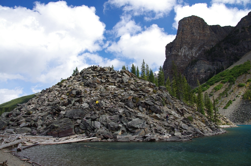Banff NP 'Moraine  Lake Lakeshore' 16_09_2011 (2).JPG